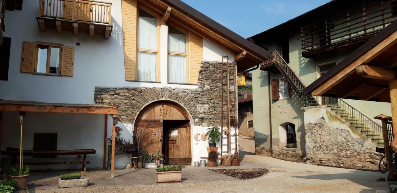 Agriturismo Farmhouse La Barberina Calceranica al Lago Bagian luar foto